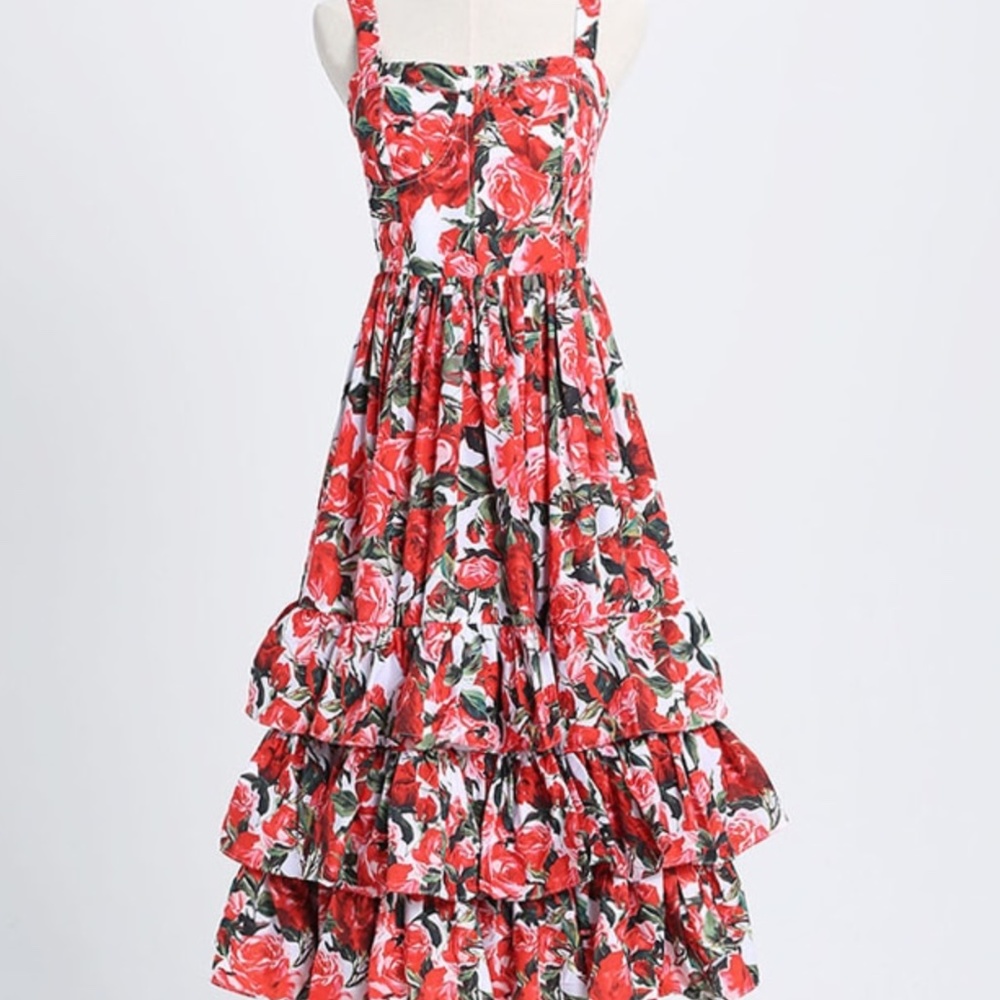 BED OF ROSES DRESS SIZE MED